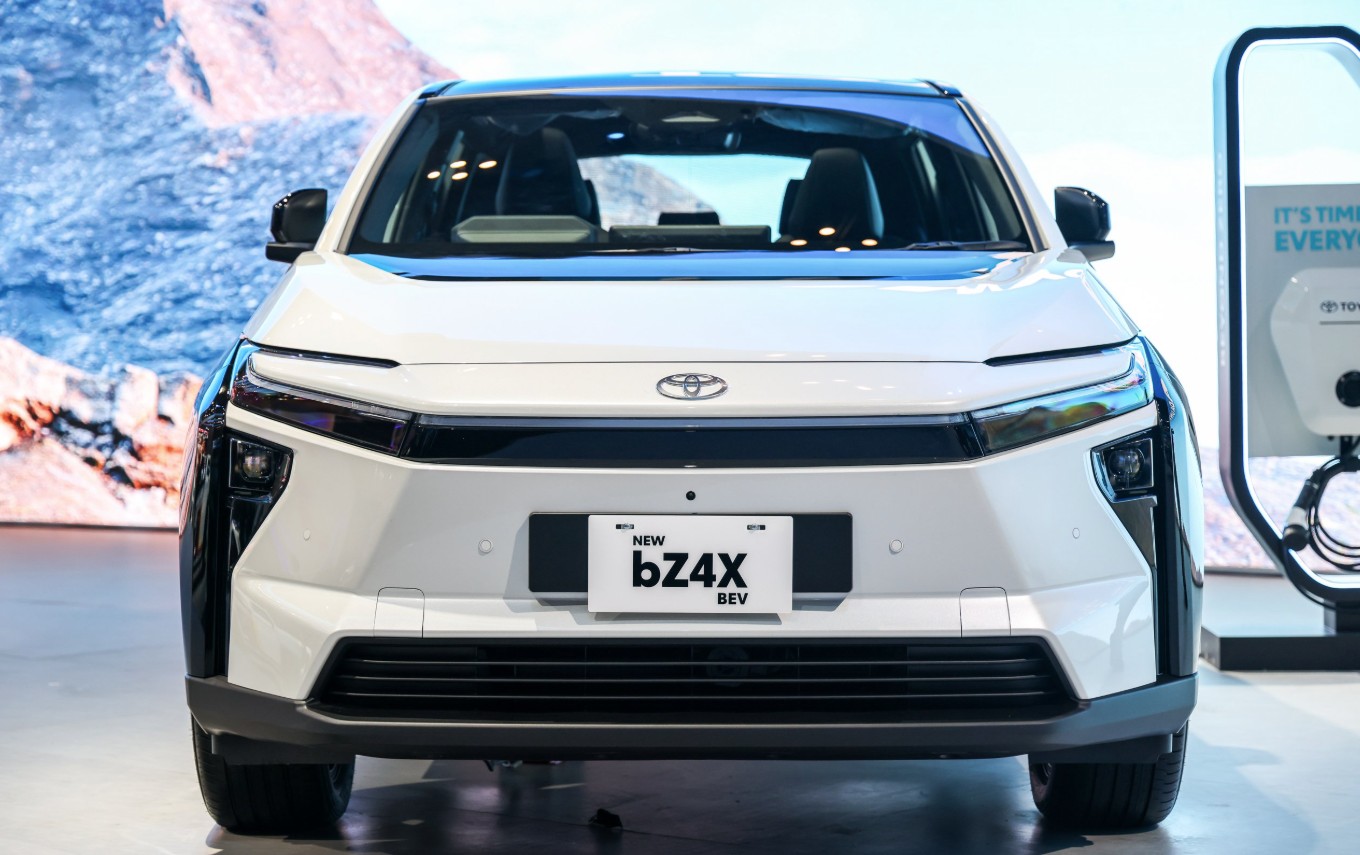 2025-GIIAS-Toyota-bZ4X-FL-1 4.jpg