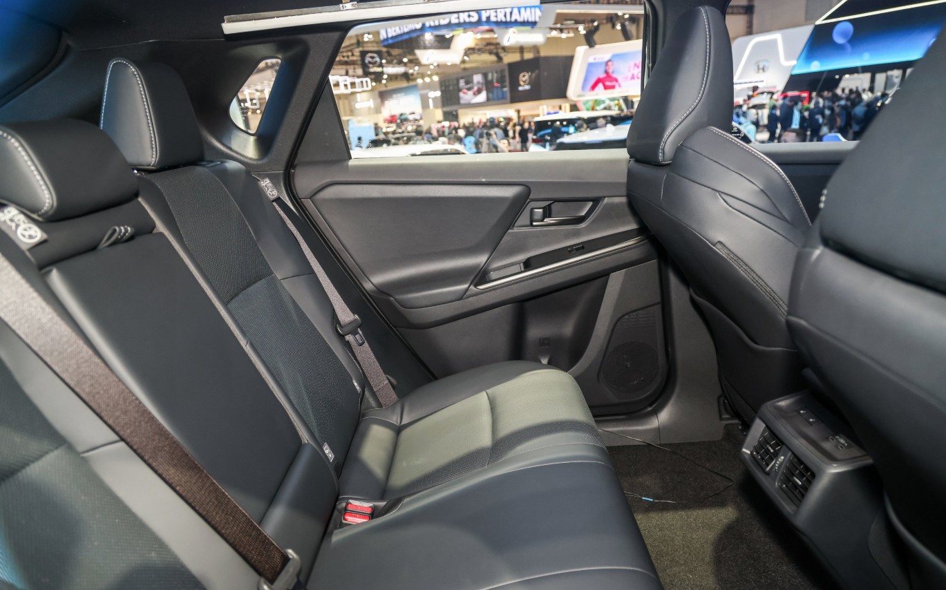 2025-GIIAS-Toyota-bZ4X-FL-1 6.jpg