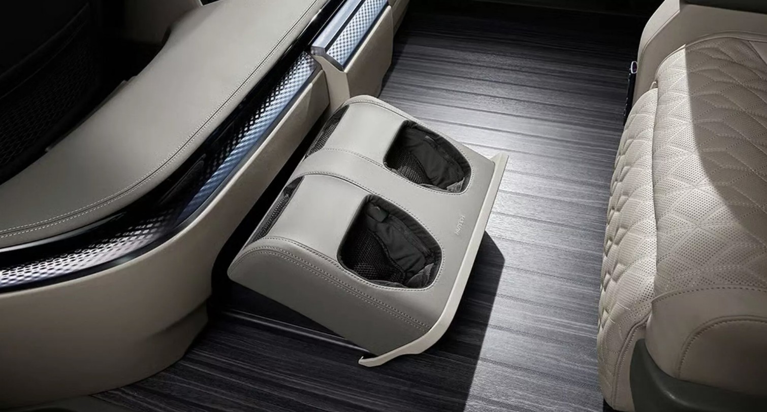 2026-Kia-Canival-Hi-Limousine 6.jpg