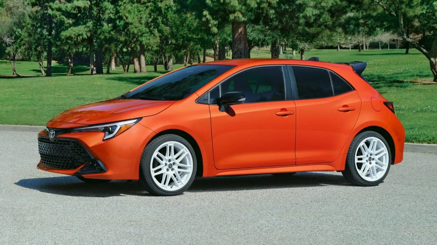 2026-Toyota-Corolla-Hatchback-FX 2.jpg