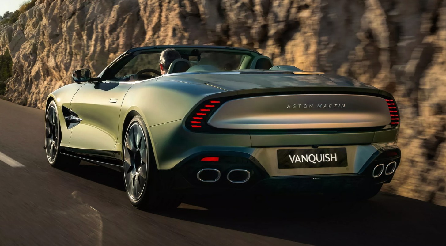Aston Martin Vanquish Volante 2.jpg