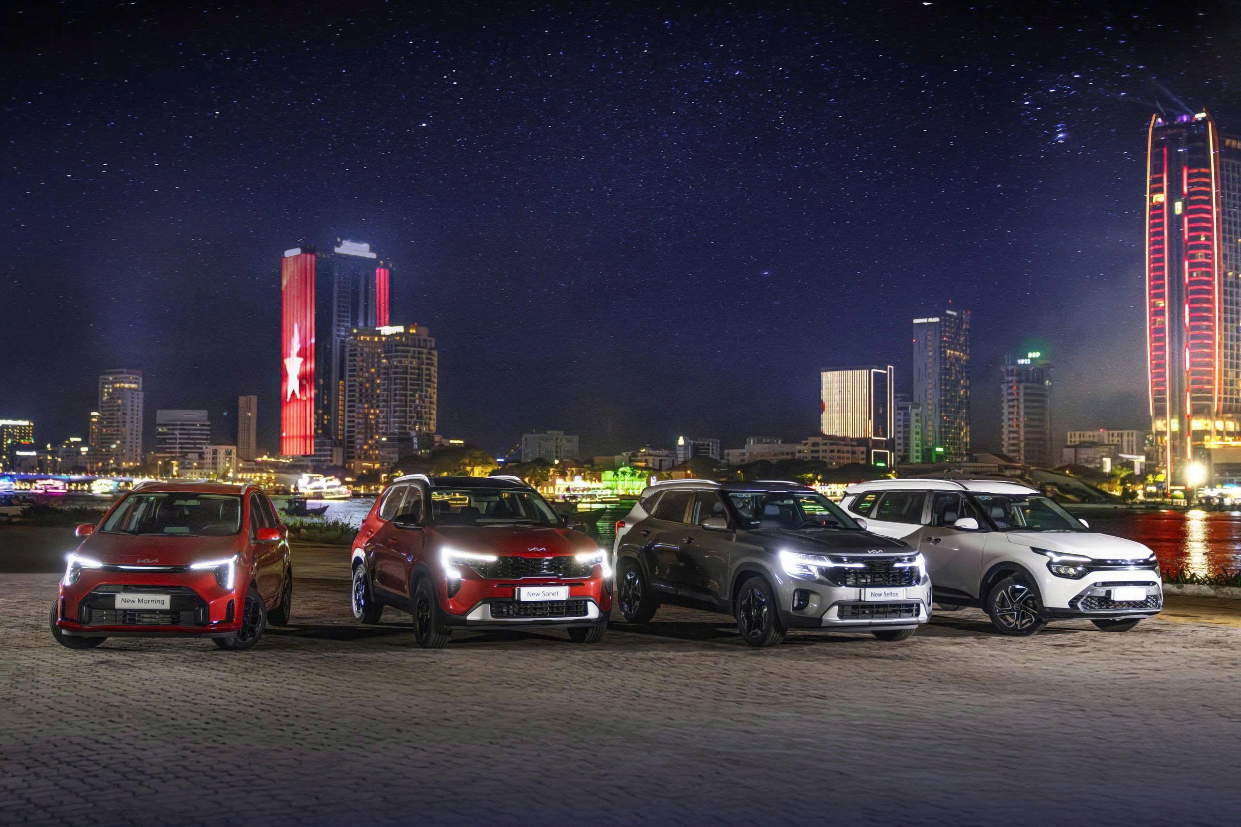 bộ 4 đô thị.jpg