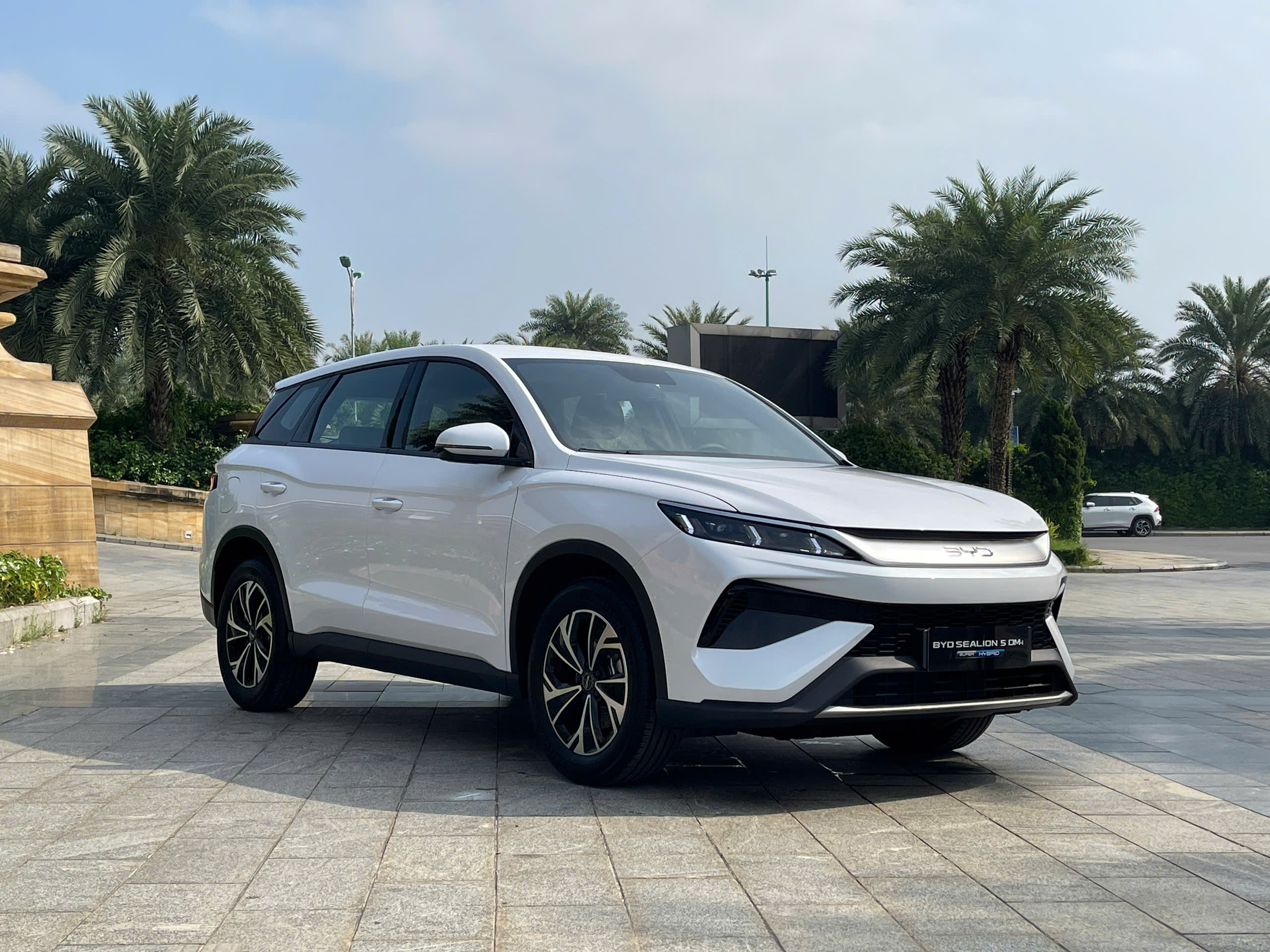 BYD Sealion 5  (11).jpg