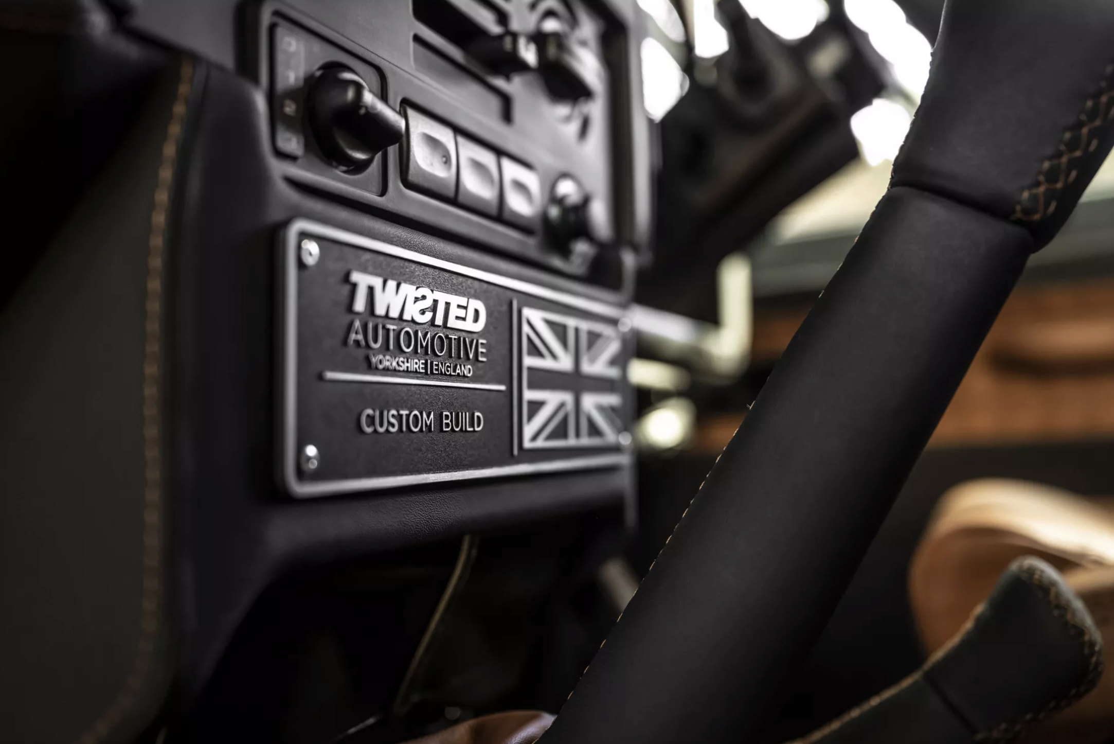 Defender 2025-09-14 lúc 12.10.50.png