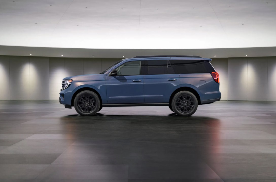 Ford-Expedition-30th-Anniversary-3.jpg