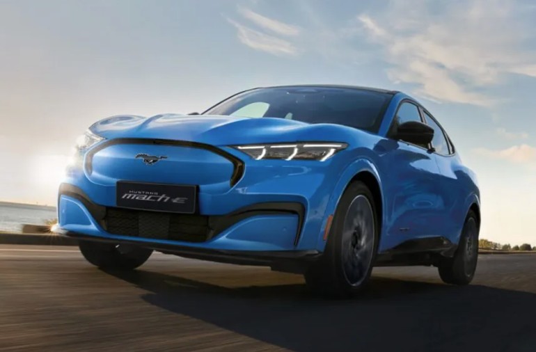 Ford Mustang Mach-E 2026 2.jpg