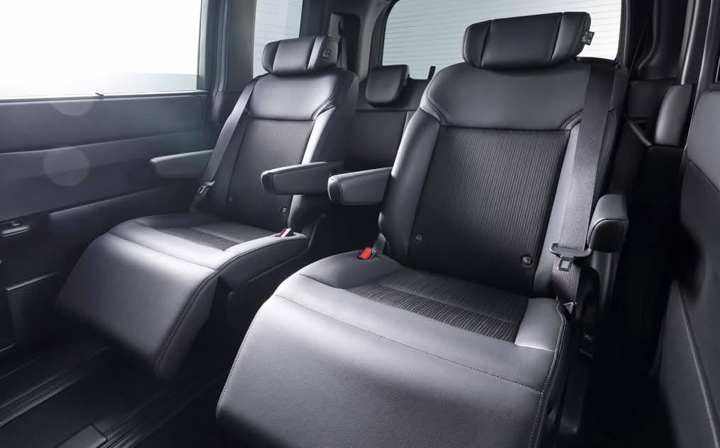 Honda StepWGN Spada eHEV 4.jpg