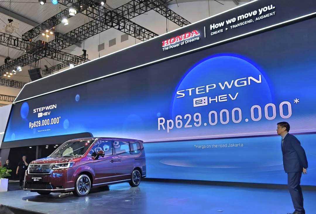 Honda StepWGN Spada eHEV.jpg