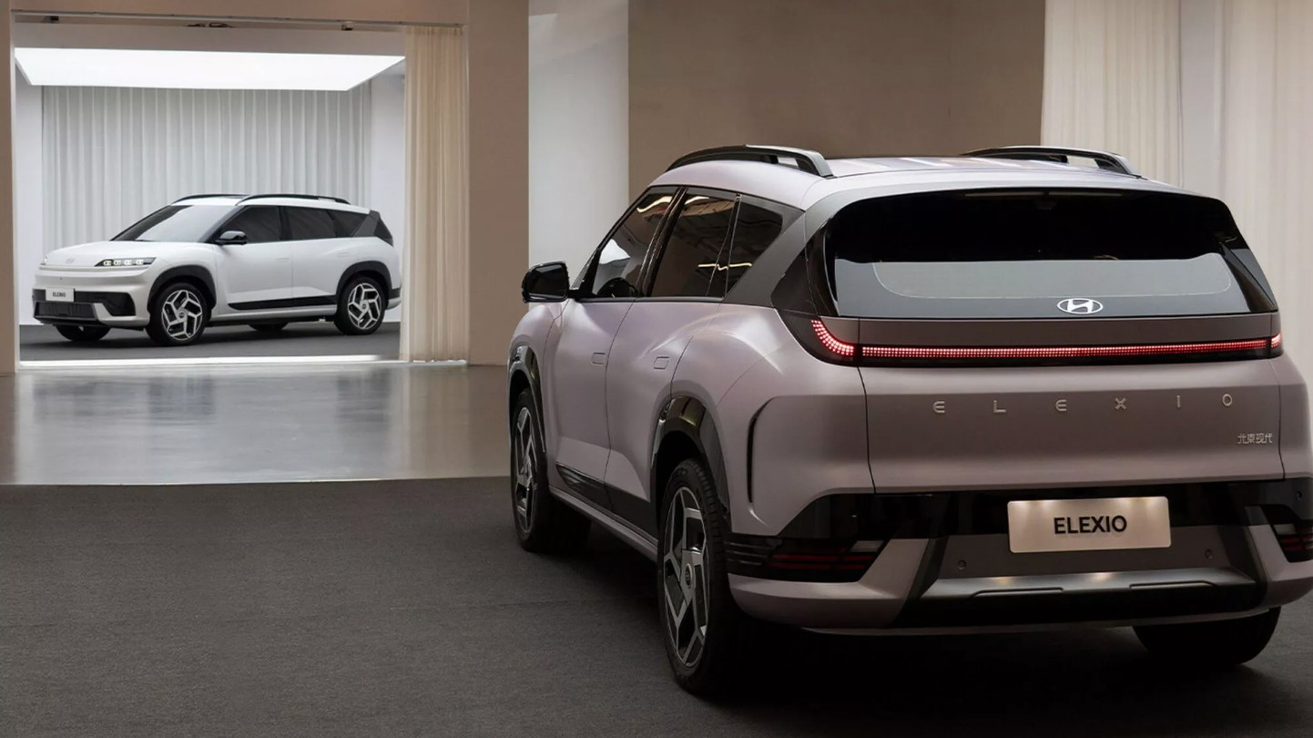 Hyundai Elexio 8.JPG