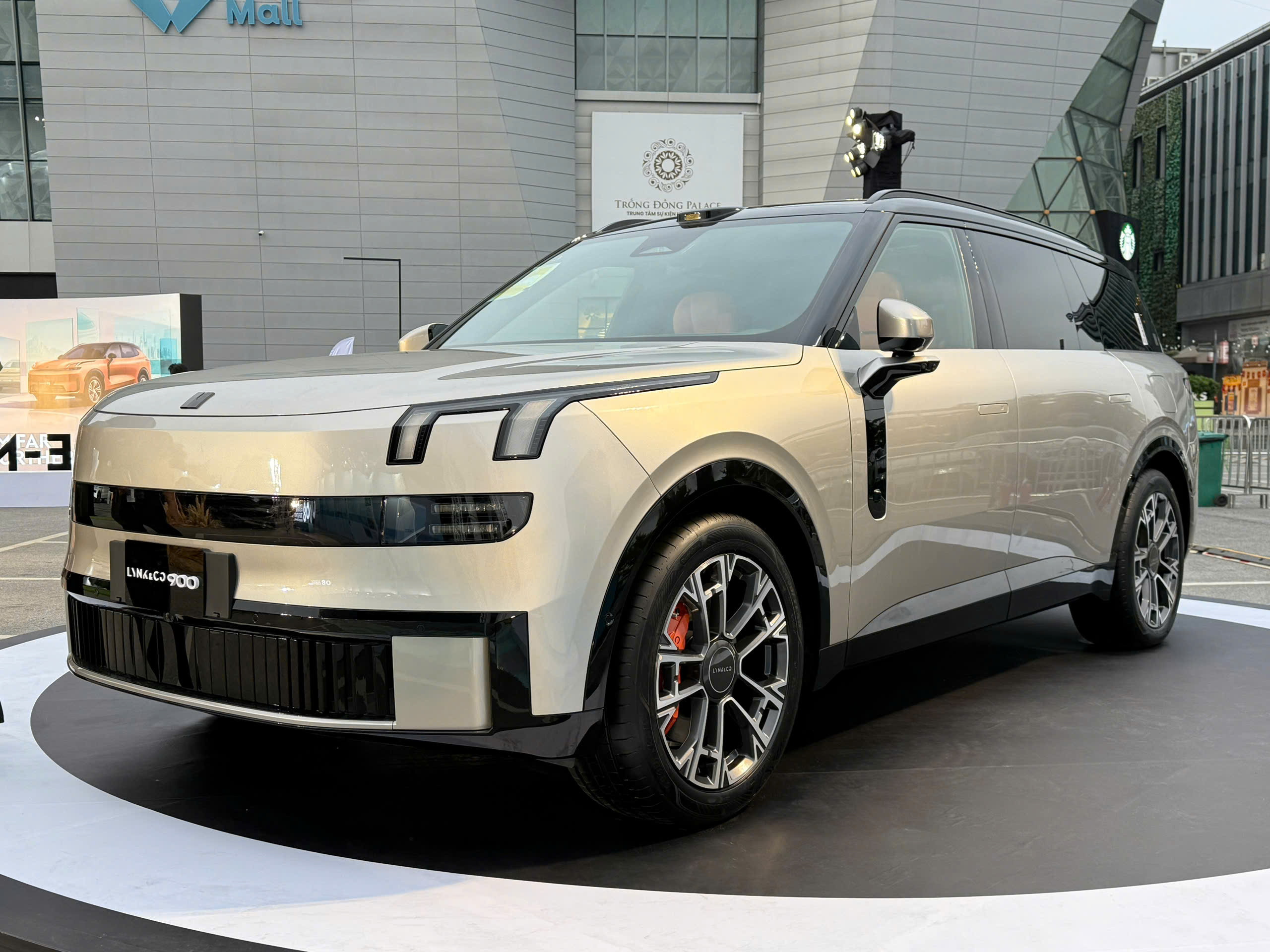 Lynk & Co 900 1354113399_be4947c40f712572a669083ee1218793.jpg