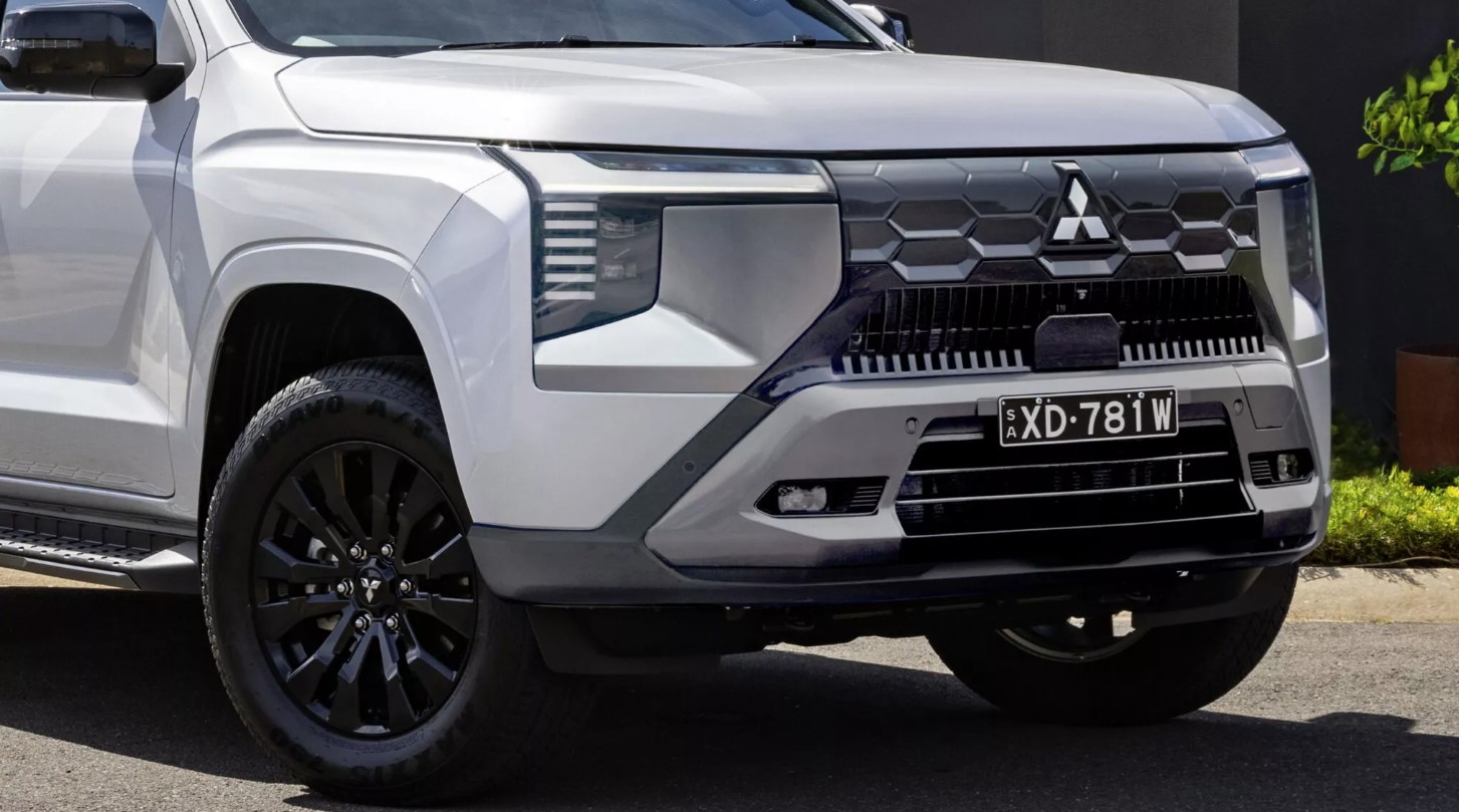 Mitsubishi Triton facelift3.jpg