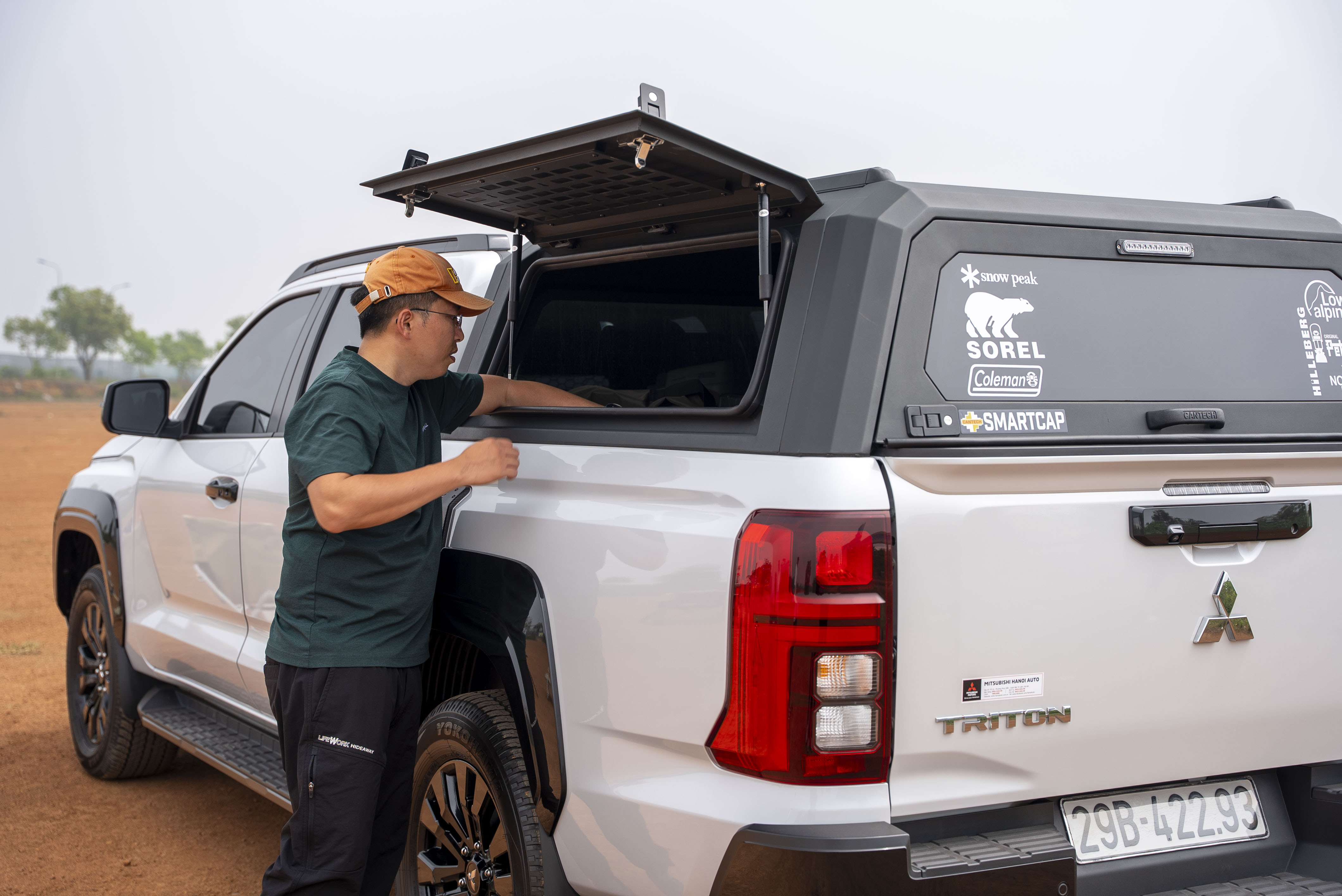 Nguoi dung Mitsubishi Triton 10.JPG