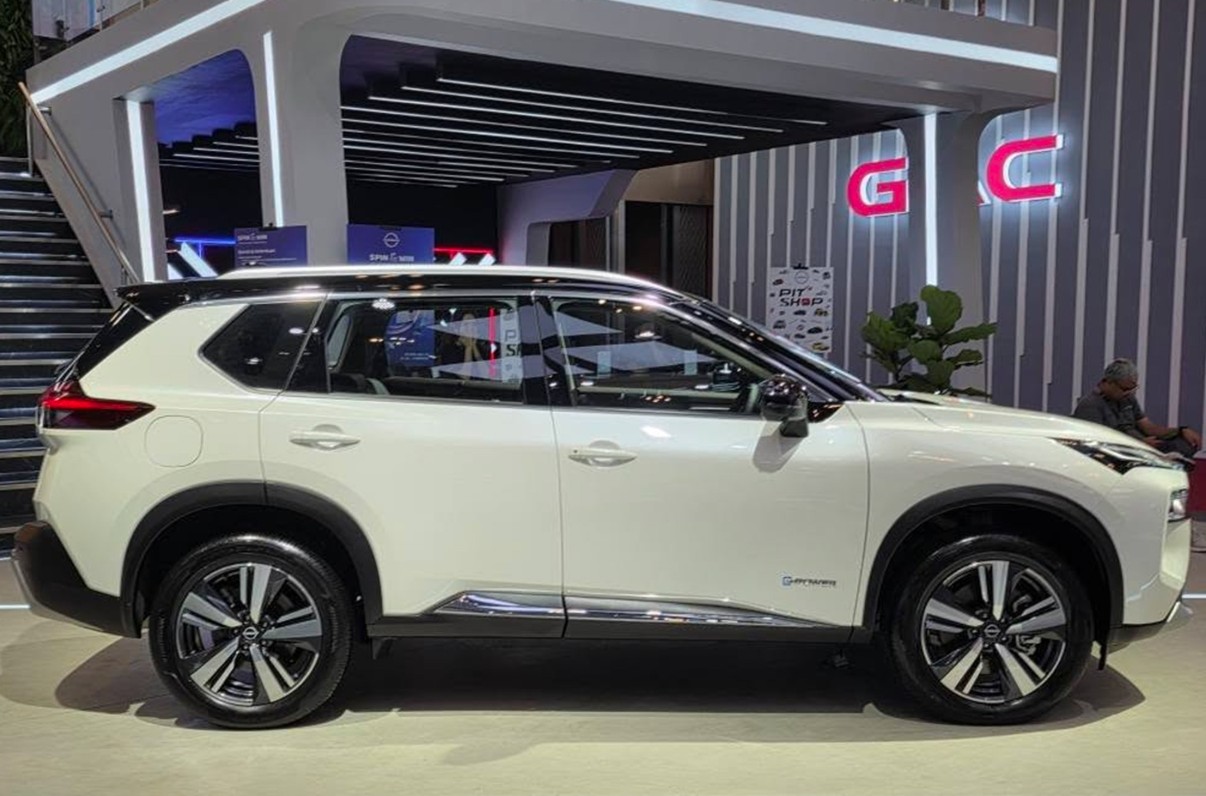 Nissan X-Trail e-POWER e-4ORCE 11.jpg