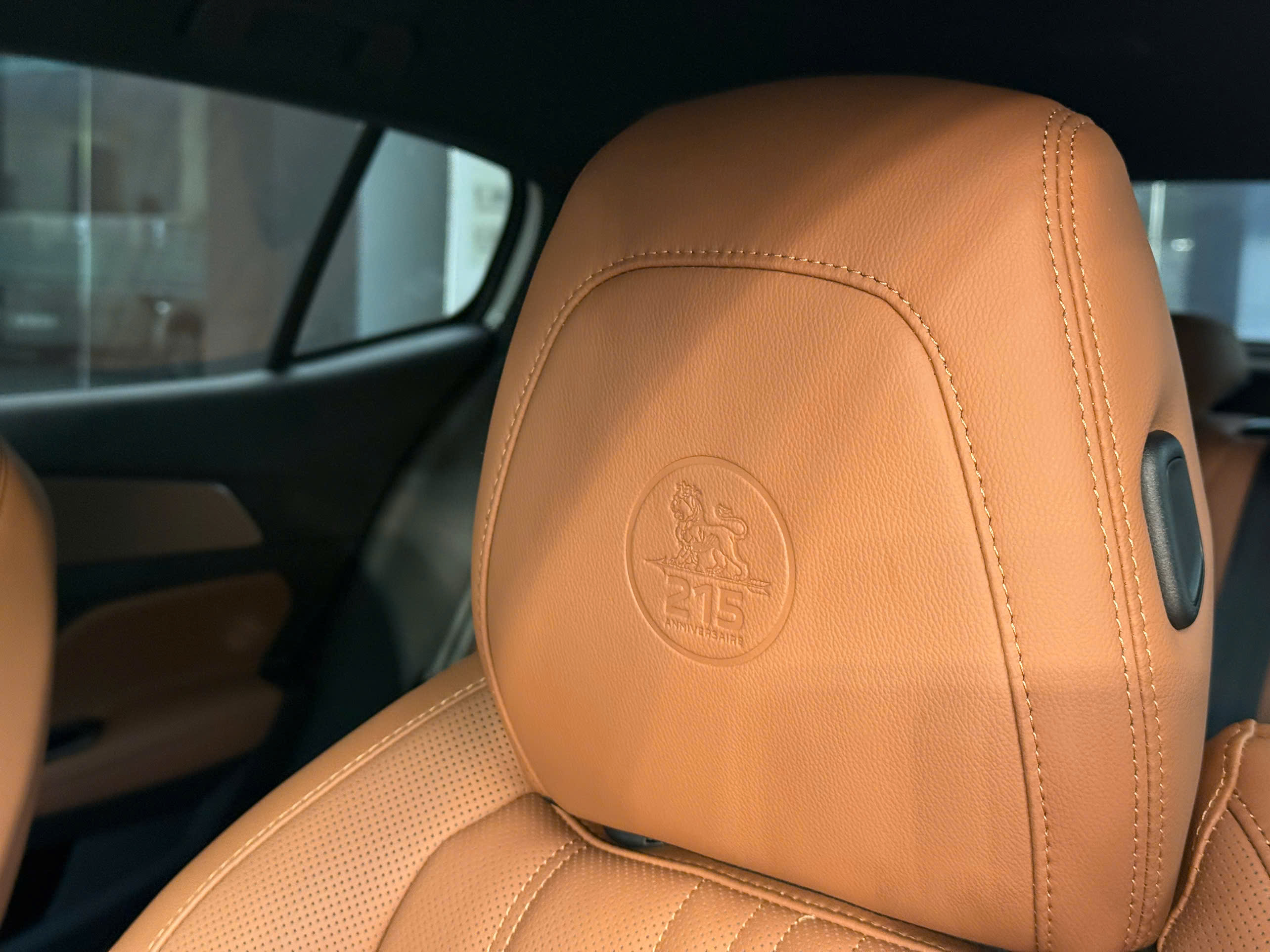 Peugeot 408 Legend Edition (4).jpg