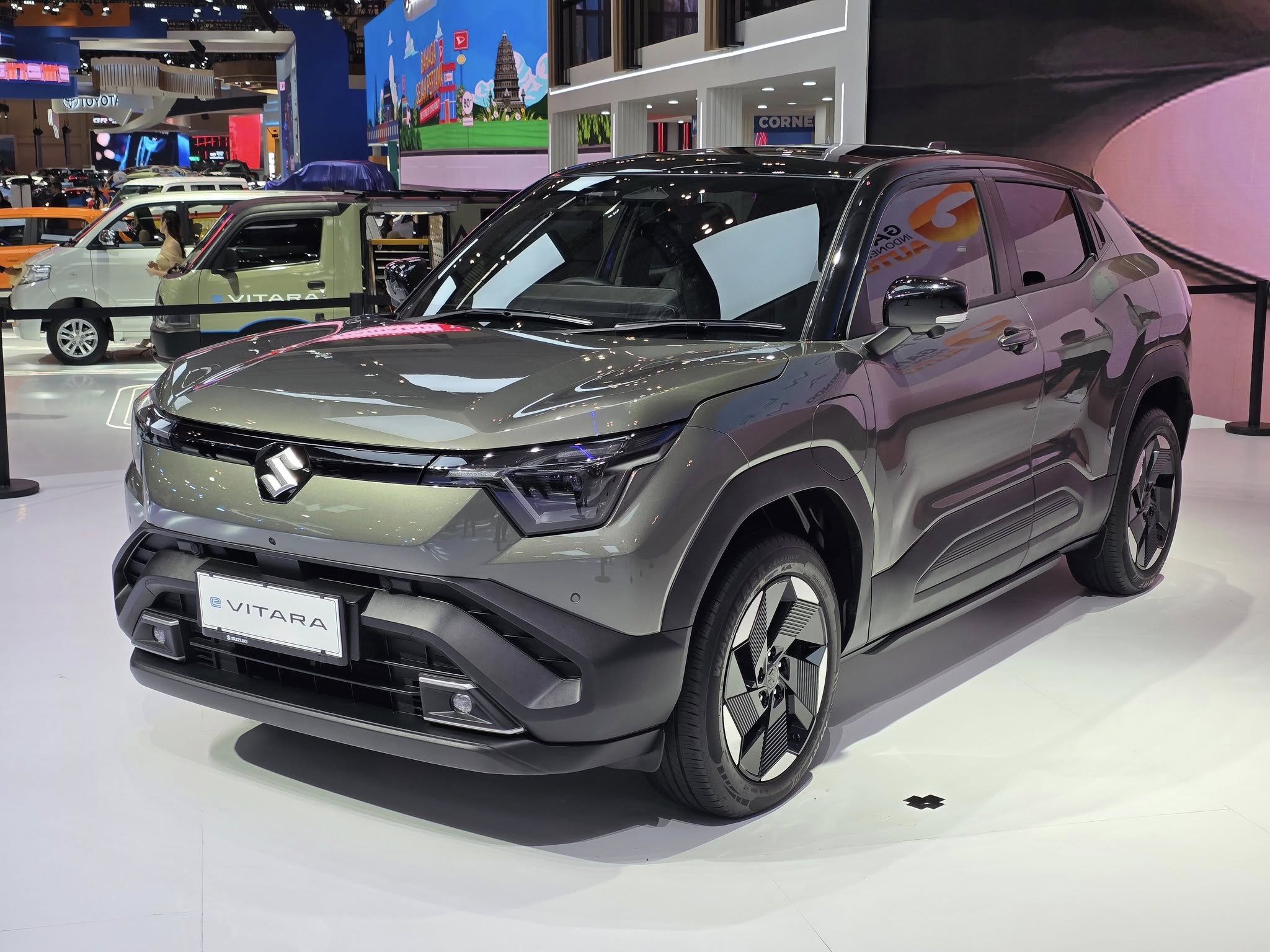 Suzuki e VITARA.jpg