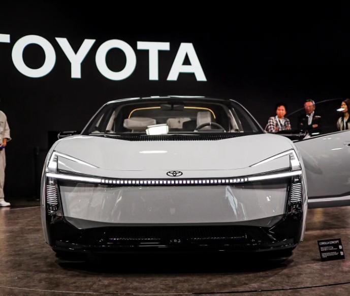 Toyota Corolla concep.jpg