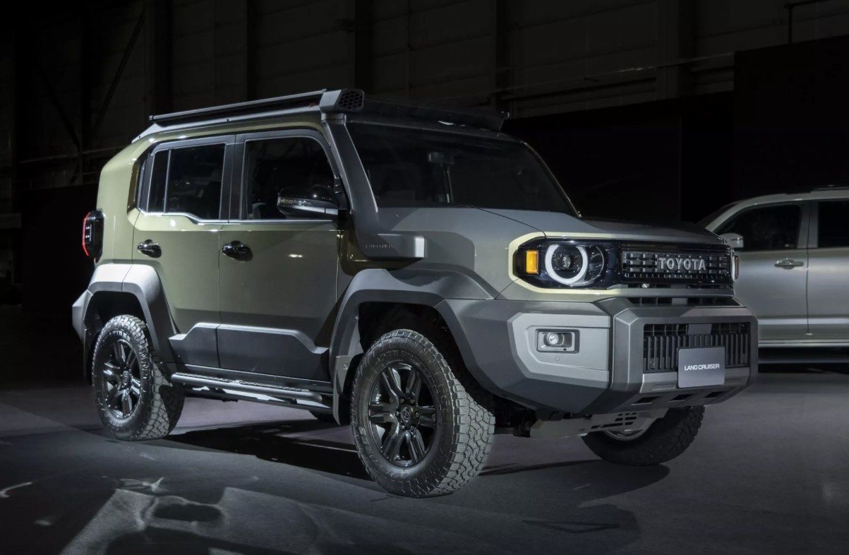 Toyota Land Cruiser FJ 2026 3.jpg