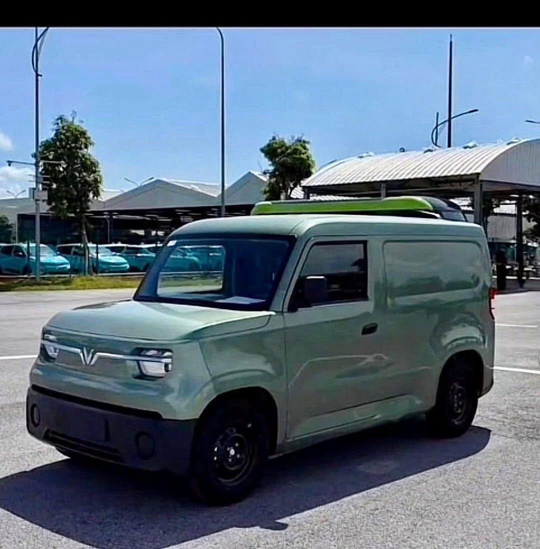 VinFast EC Van (2).jpg