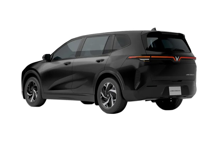 VinFast Limo Green 2.jpg