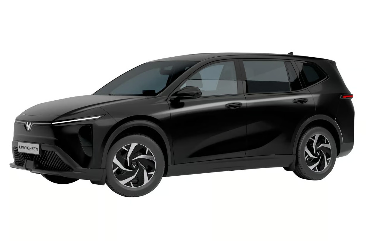 VinFast Limo Green.jpg