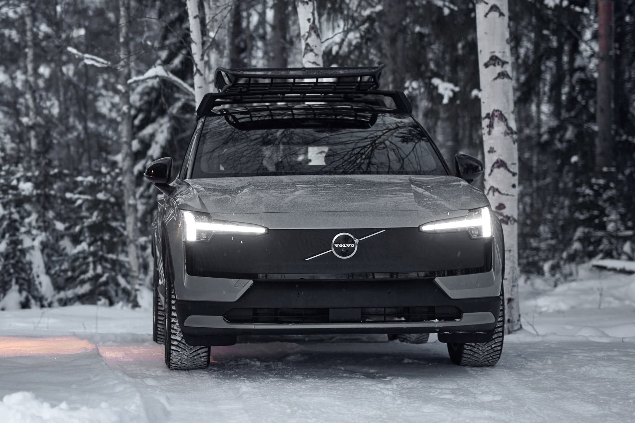 Volvo EX30 Cross Country 9.jpg