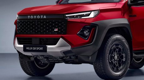 Toyota-Hilux-GR-Sport-front-Theottle-Rendering 3.jpg