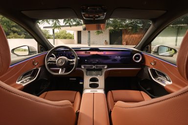 2026-Mercedes-Benz-GLC-with-EQ-Technology-debut-19.jpg