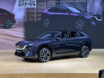 Mazda CX-6e.jpg