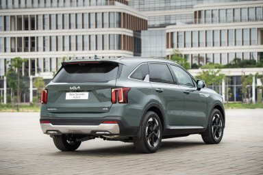 Kia Sorento HEV 1 7.jpg