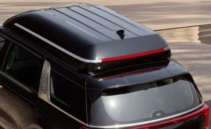 Kia Carnival High Roof 3.jpg