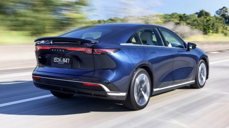 Mazda 6e -a2.jpg