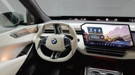 2027 BMW X5 7.jpg