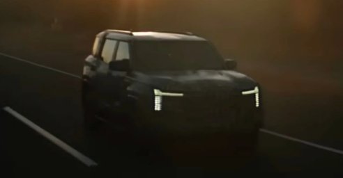 2027-Mitsubishi-Pajero-render-SUV-silver-1490x790.jpg
