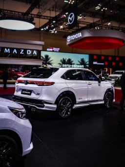 Honda HR-V RS eHEV Mugen-6.jpg
