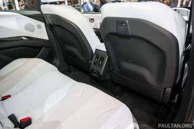 2026-GIIAS-BMW-iX3 9.jpg