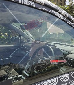 toyota-innova-hycross-facelift-hybrid-interiors-spied-5-1068x1224.jpg